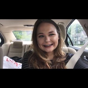 Meet your Posher, Brianna